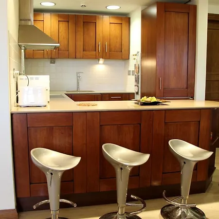 E01 Apollo Heights Apartman